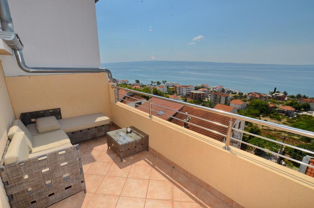 Apartments Max&Leon Podstrana Room photo